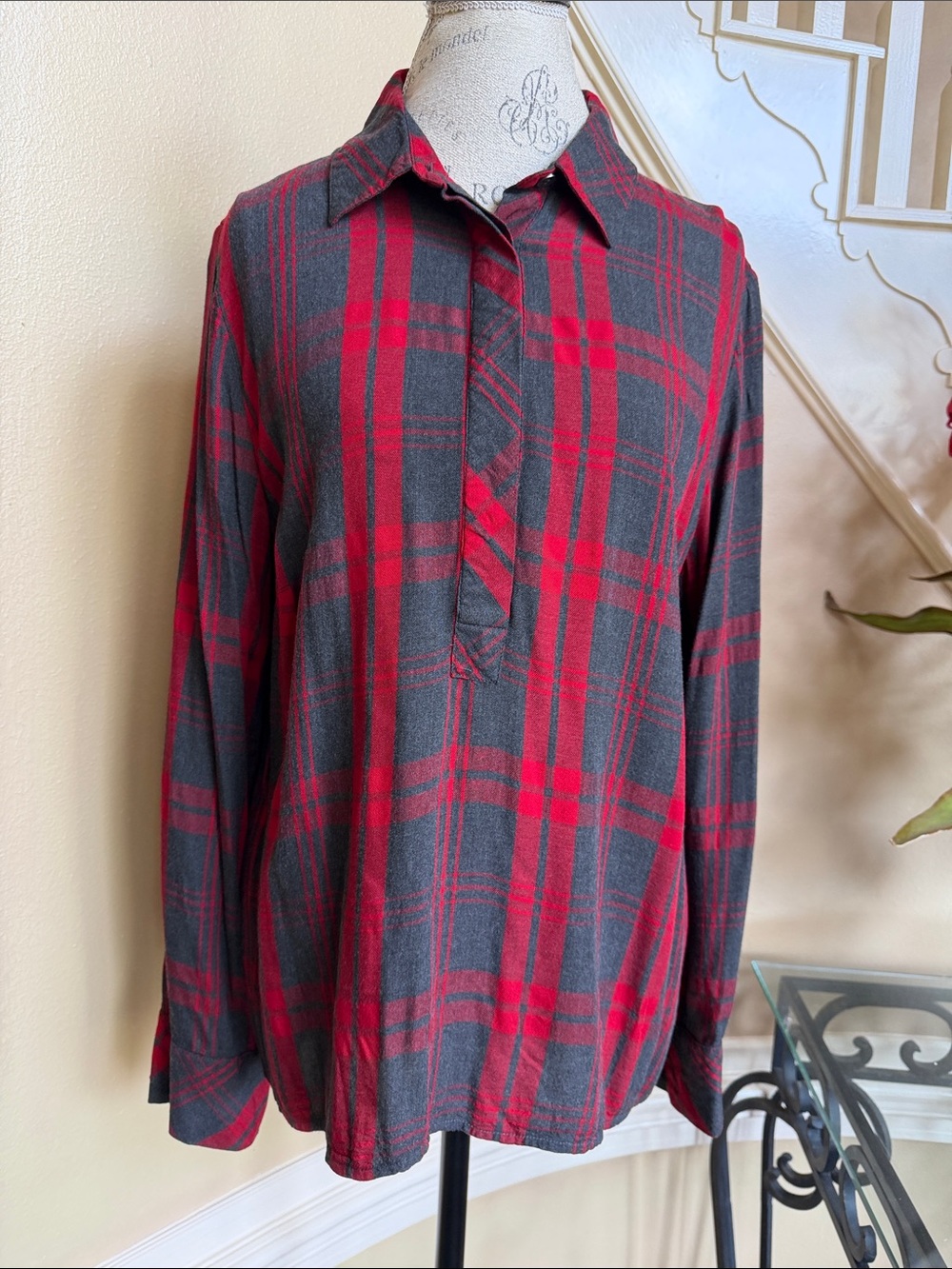NWOT CAbi Cunningham Shirt